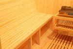 Outdoor Hemlock Wood Sauna Barrel with Heater