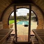 KeiCo Wellness 280 Deluxe Barrel Sauna for 6