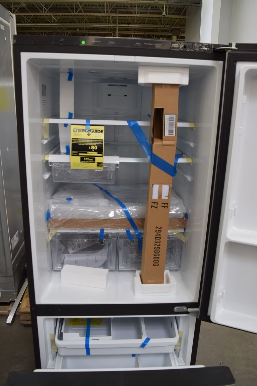 GE GDE21EYKFS 30" Stainless 21 Cu. Ft. Bottom-Freezer Refrigerator NOB #145205