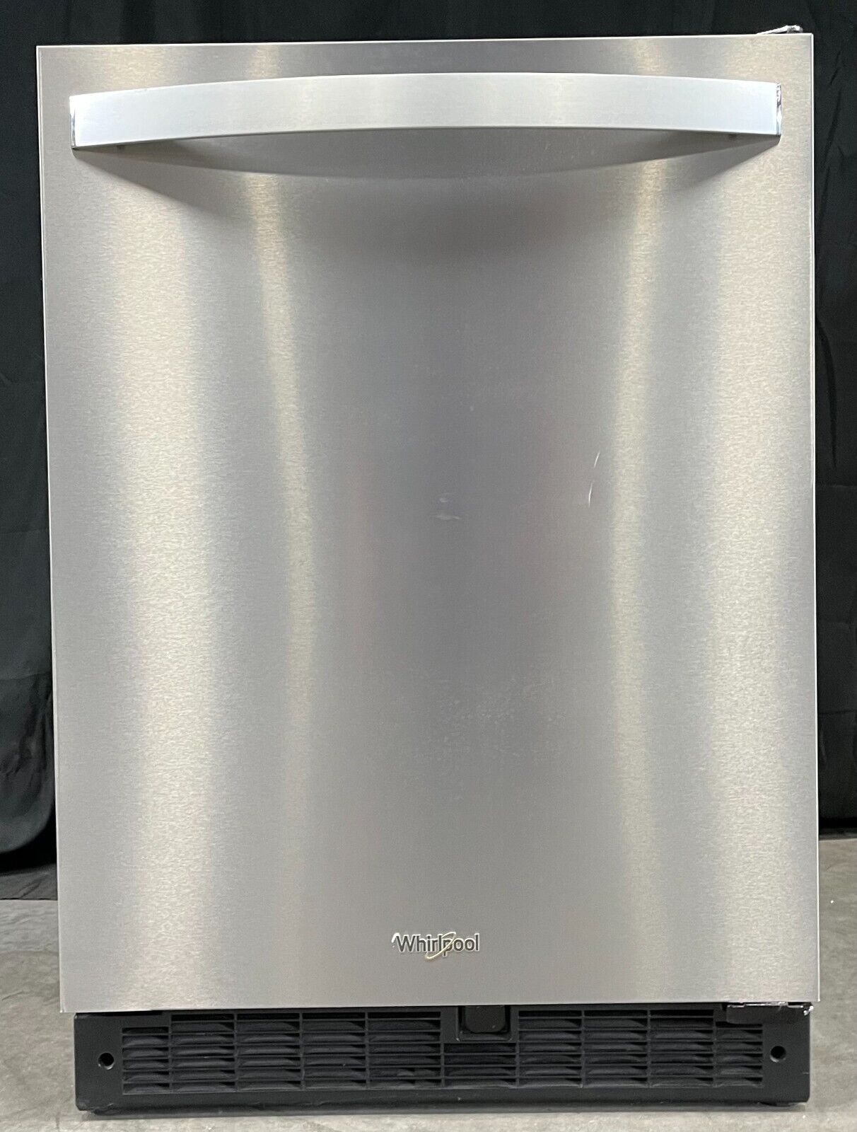Whirlpool WUR50X24HZ 24 Inch Freestanding Compact Refrigerator with Single-Temp.