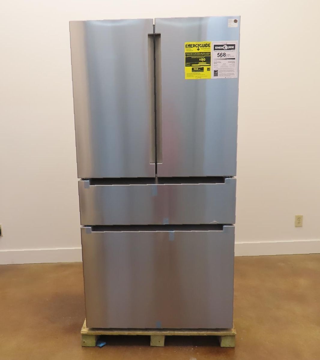Bosch 800 Series B36CL80ENS 36" Counter Depth French Door Refrigerator 21 cu ft