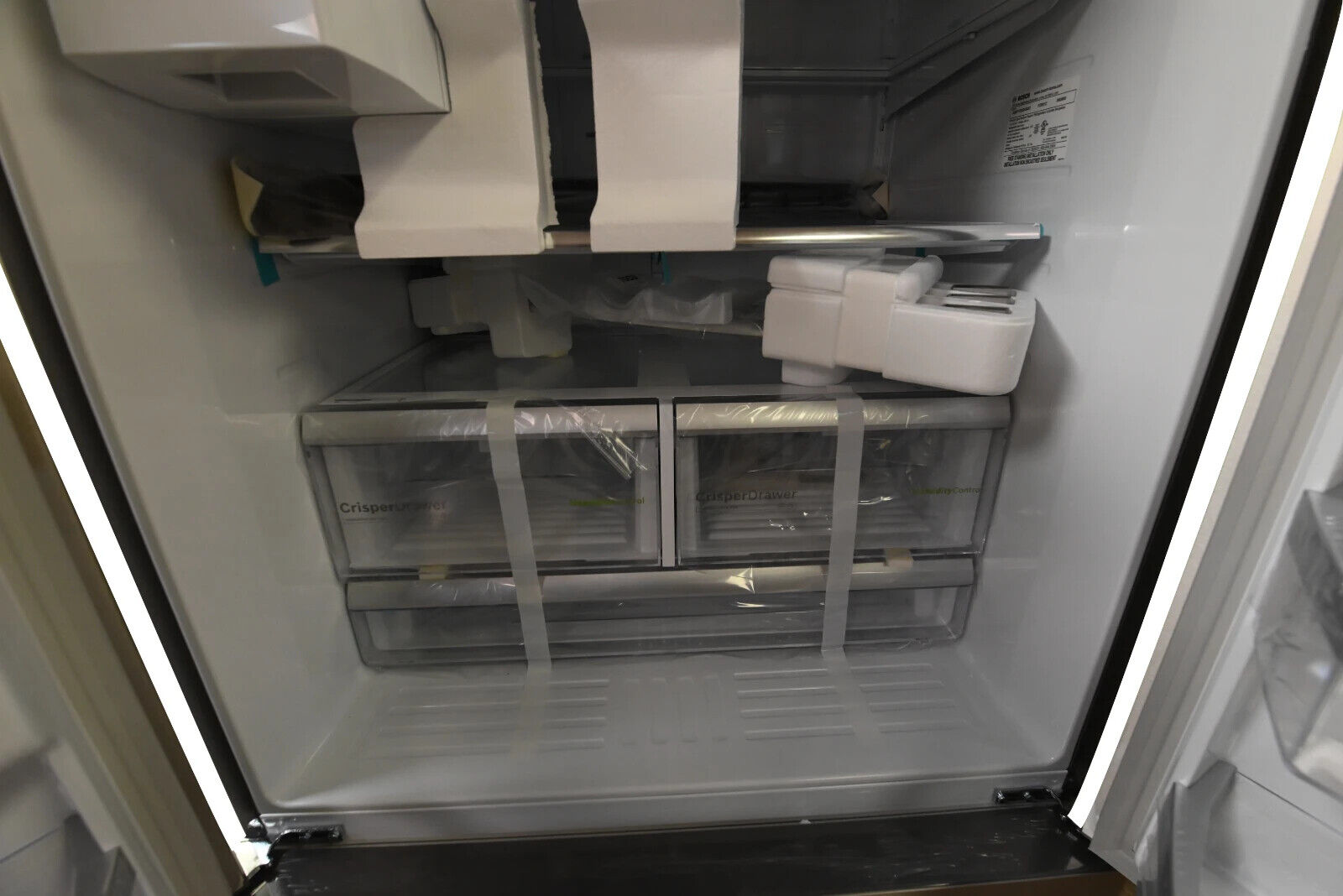 Bosch B26FT50SNS 36" Stainless Steel French Door Refrigerator 25 cu ft