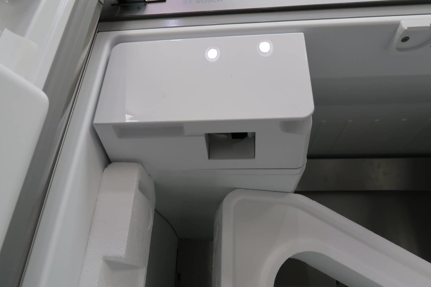 Bosch 500 Series French Door Refrigerator B36CD50SNS 36" 20.8 cu ft