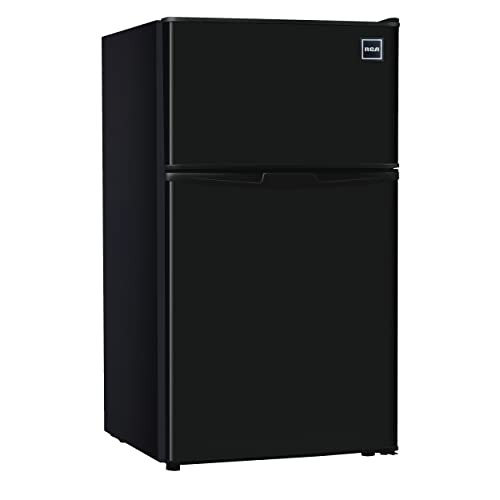 RCA B00Q477Z5Q- 2-Door - Compact Refrigerator/Freezer - Reversible Doors - Adjustable Thermostat - 3.2 Cu. Ft. - Black,