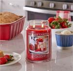 Strawberry Pound Cake Scented Candle 21.25 oz
