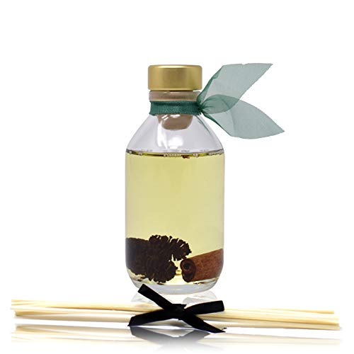 LOVSPA Cinnamon Pinecones Reed Diffuser Oil Gift Set | Woody Pine Cones, Woods, Fir Needles, Cinnamon, Clove & Sandalwood | Festive Scented Air Freshener & Home Decor