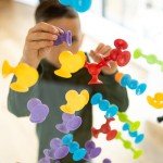 Fat Brain Toys Squigz 24-Piece Suction Set