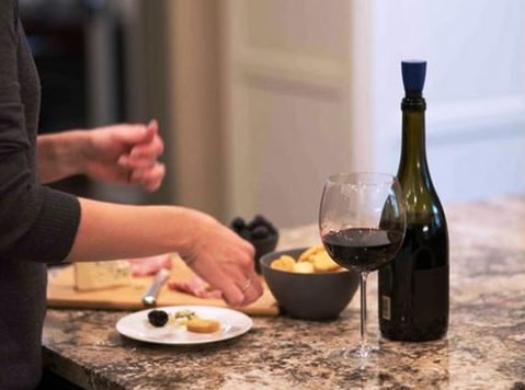 Indigo Blue Wine Preserver & Stopper - 10 Pack