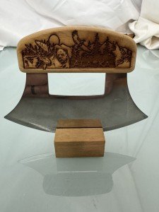 Alaska Stainless Steel Ulu Knife with Stand