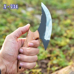 Alaska Ulu Carbon Steel Skinning Knife with Sheath