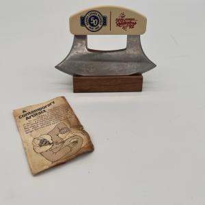 Alaska Vintage ULU Knife with Stand and Pamphlet