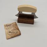 Alaska Vintage ULU Knife with Stand and Pamphlet