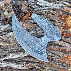 Damascus Steel Ulu Knife for Pizza and Kitchen