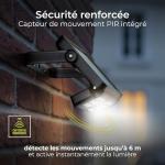 Luceco Solar Guardian PIR Floodlight 550LM Black