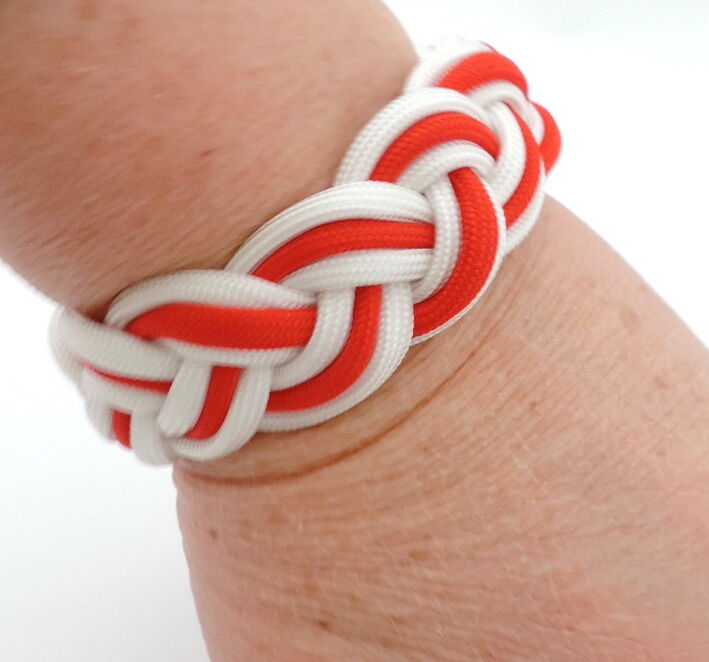 England Flag Colours Paracord Wristband
