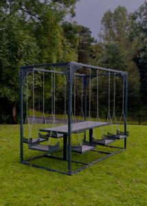 8-Seater TeeterTable - Durable Outdoor Patio Set