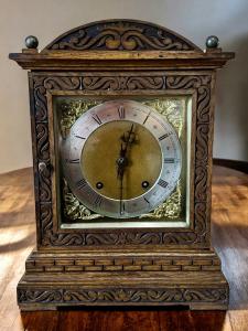 Winterhalder & Hofmeier Stylish Bracket Clock