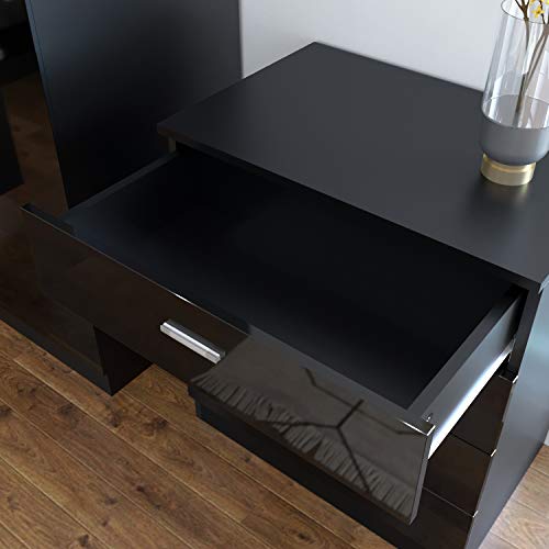 Sleek 3-Piece Black Bedroom Furniture Set