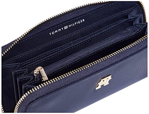 Tommy Hilfiger Women's Space Blue Poppy Wallet