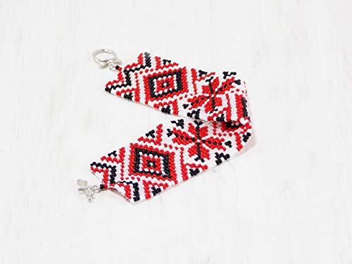 Handmade Geometric Beaded Moroccan Peyote Bracelet