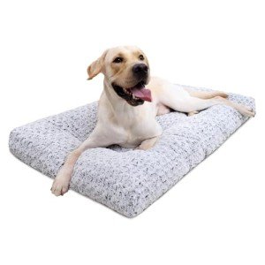 Deluxe Plush Washable Dog Bed - Anti-Slip Mat