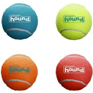 Outward Hound Squeaker Ballz Fetch Dog Toy, Small- 4 Pack