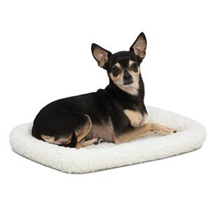 MidWest Homes for Pets Dog Bed 18L-Inch White Fleece Dog Bed or Cat Bed w/ Comfortable Bolster | Ideal for "Toy" Dog Breeds & Fits an 18-Inch Dog Crate | Easy Maintenance Machine Wash & Dry
