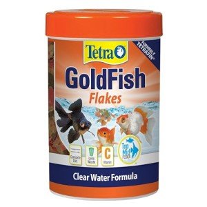 Tetra Goldfish Flakes, Nutritionally Balanced Diet for Aquarium Fish, Vitamin C Enriched Flakes, 3.53 oz