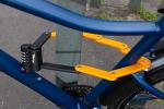 Master Lock Orange Hardened Steel Link Folding Bike Lock, Heavy Duty Anti-Theft Bicycle Lock with Customizable Combination, 2-1/2ft (80cm) Length x 0.15 in (4 mm), 8336EC