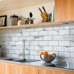 STICKGOO Subway Tile Peel and Stick Backsplash, Glossy White Marble PVC Self Adhesive Tile Backsplash, Stick on Tile for Kitchen and Bathroom(10 Sheets)