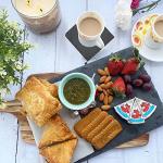 Yousonew 12x7 Black Slate Charcuterie Board Set