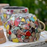 MECCANIXITY 200g Ceramic Mosaic Tiles for Crafts Bulk, Round Ice Crack Blue Green Ceramic Tiles for Mosaic Kits Garden Stepping Stone Cup Mat