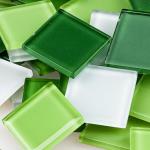 Quancru 121 Pcs Bulk Glass Mosaic Tiles 1 inch Crystal Small Mosaic Tiles Modern Interior Wall Tiles DIY Jigsaw Bathroom Mosaic Backsplash (Green Series)