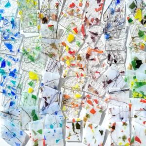 ILLUCKAI 2.2lb Stained Glass Scraps Floral Patterns Collection, Irregular Stained Glass Sheets for Crafts, Mosaic Pieces Tiles for Mosaic Making and Home Decor