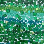 LITMIND 1.1LB Green Mixed Irregular Crystal Glass Mosaic Tiles for Crafts - Perfect for Mosaic Art Projects, Puzzles, and Home Décor