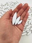 Leaf Petal Ceramic Mosaic Tiles for Crafts, 500g/1.1LB Irregular Mosaic Pieces, Petal Mosaic Tiles DIY Mosaic Making Stones for Craft Hobby Arts Wall Decoration (White)