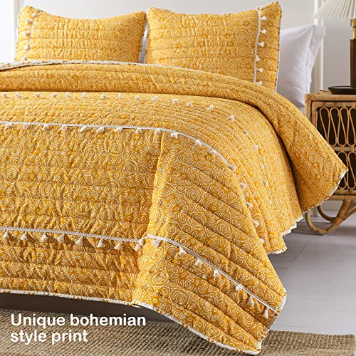 Boho Yellow King Quilt Set with Tassels