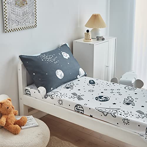 Space-Themed Toddler Bedding Set for Baby Boys