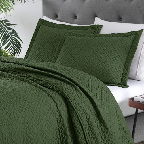 Olive Green 3-Piece Modern Quilt Set