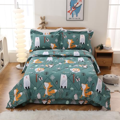 Green Animal Forest Kids Comforter Set, 3 Pieces