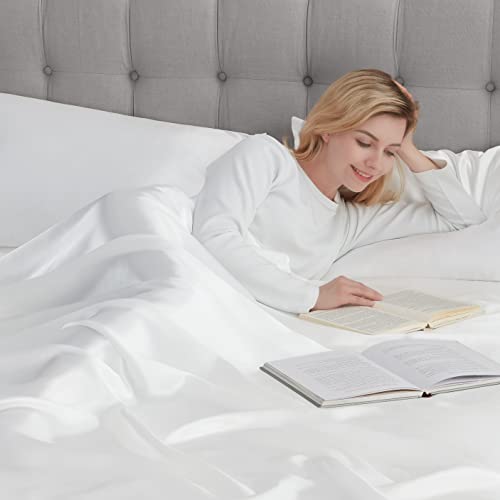 Serta SatinLuxury 4pc Queen Soft Satin Bed Set