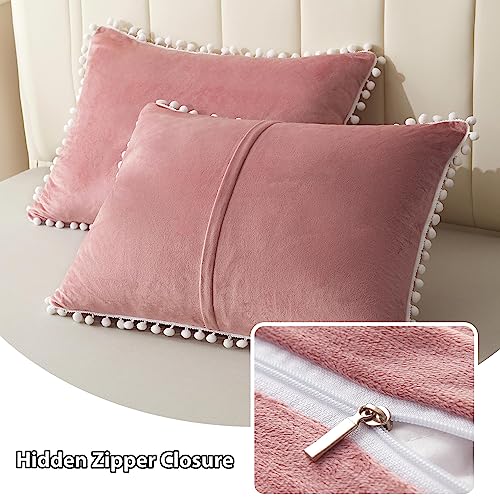 Luxury Velvet Pillowcases Set with Pompoms - Pink