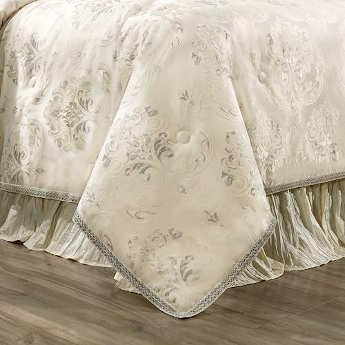 Elegant Floral Jacquard Queen Comforter Set