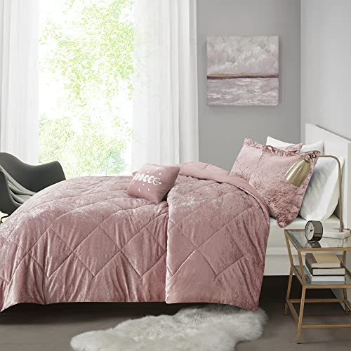 Modern Velvet Luxe Comforter Bedding Set - Blush