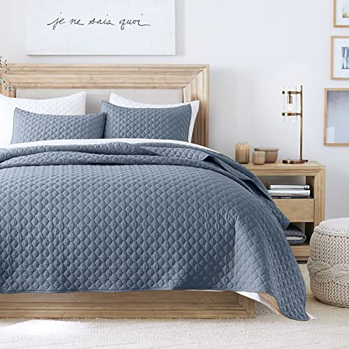 Dusty Blue Queen Size Lightweight Quilt Set