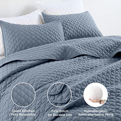 Dusty Blue Queen Size Lightweight Quilt Set