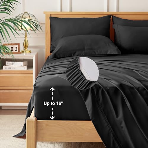 Black 7-Piece Full Bed in a Bag Set