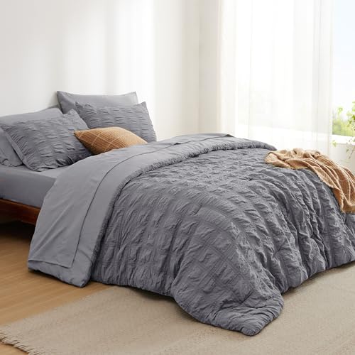 Plaid Grey Queen Bed in a Bag Set