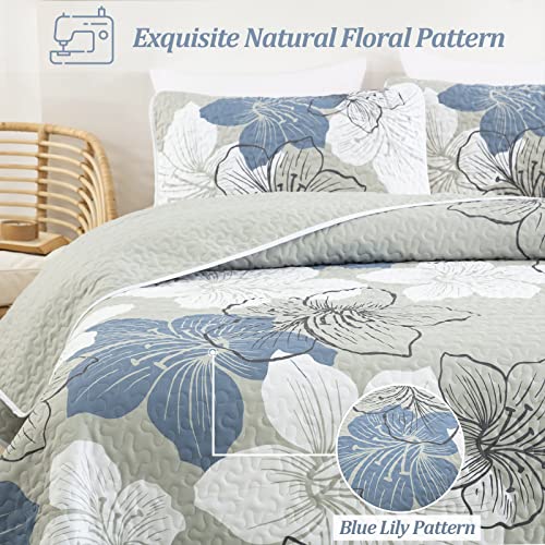 Elegant Blue Floral King Quilt Set with Shams