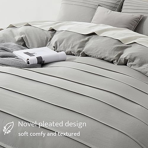 Light Grey Pleated Queen Duvet Cover Set